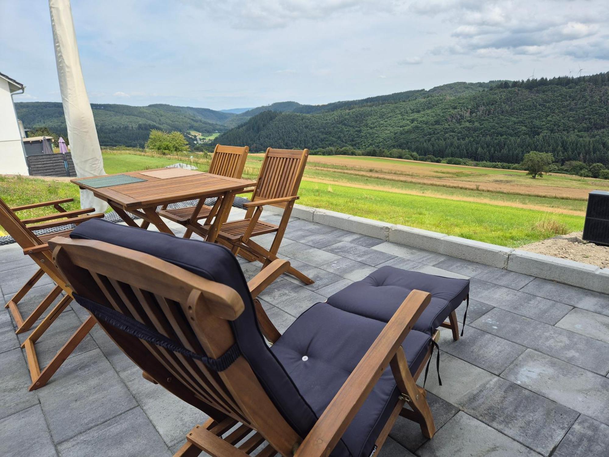 Serenity Vista Retreat Bnb Bescheid Εξωτερικό φωτογραφία