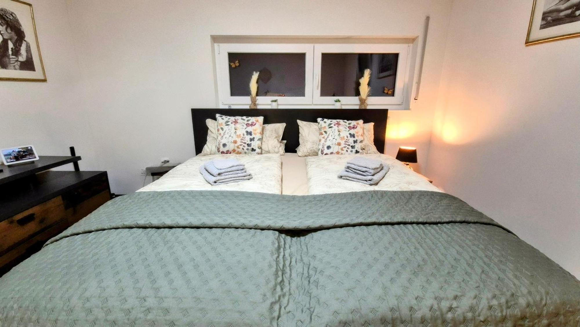 Serenity Vista Retreat Bnb Bescheid Εξωτερικό φωτογραφία
