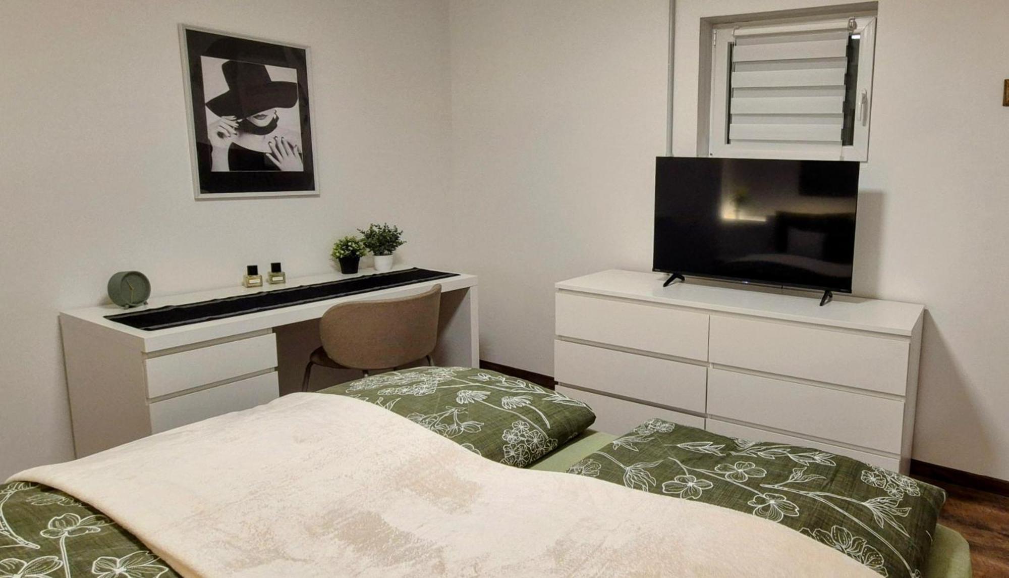 Serenity Vista Retreat Bnb Bescheid Εξωτερικό φωτογραφία