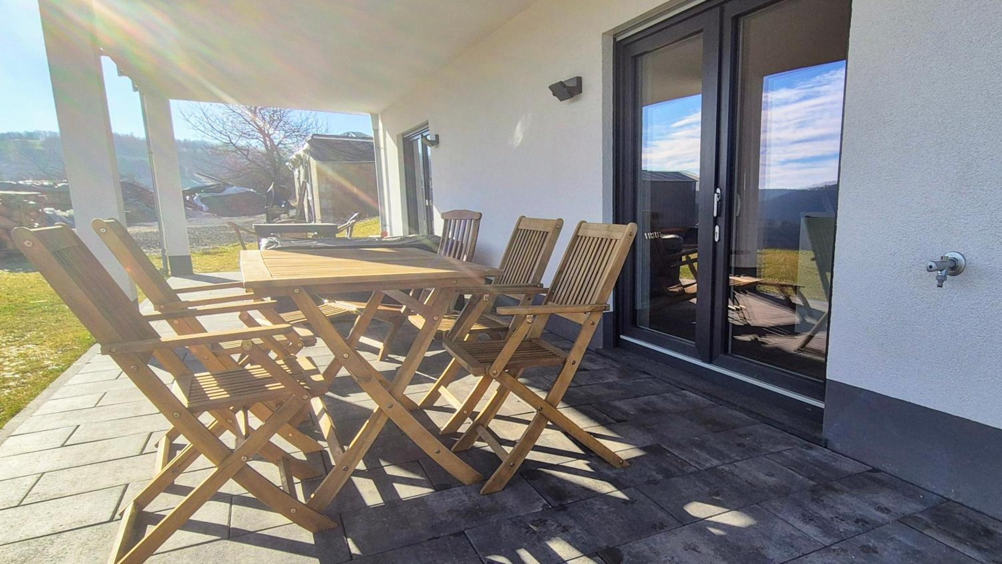 Serenity Vista Retreat Bnb Bescheid Εξωτερικό φωτογραφία