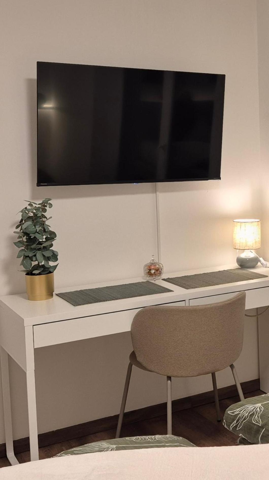Serenity Vista Retreat Bnb Bescheid Εξωτερικό φωτογραφία